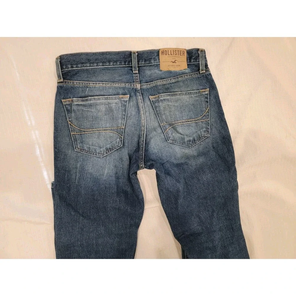 Hollister nice pair